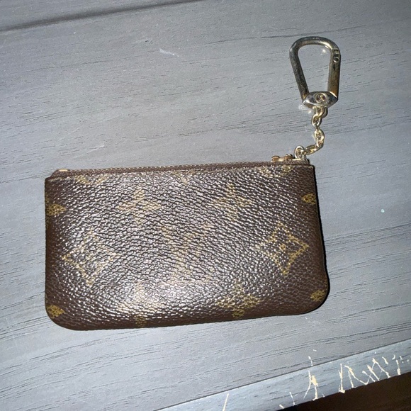 Louis Vuitton Brown Monogram Key Cles - Picture 2 of 8